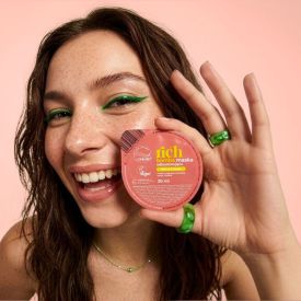 Kapsułkowa rewolucja w pielęgnacji włosów. Szybki sposób na gładkość i blask w 3 minuty