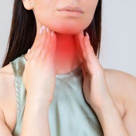 Ostry ból gardła - kiedy to zwykła infekcja, a kiedy wizyta u lekarza jest konieczna?