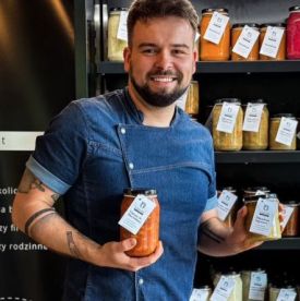 Jak zjeść jak u mamy bez gotowania? Poznaj Kredens u Jakuba