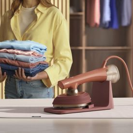 Koniec dylematu: żelazko czy parownica? Philips pokazuje urządzenie 2 w 1, które ułatwia życie
