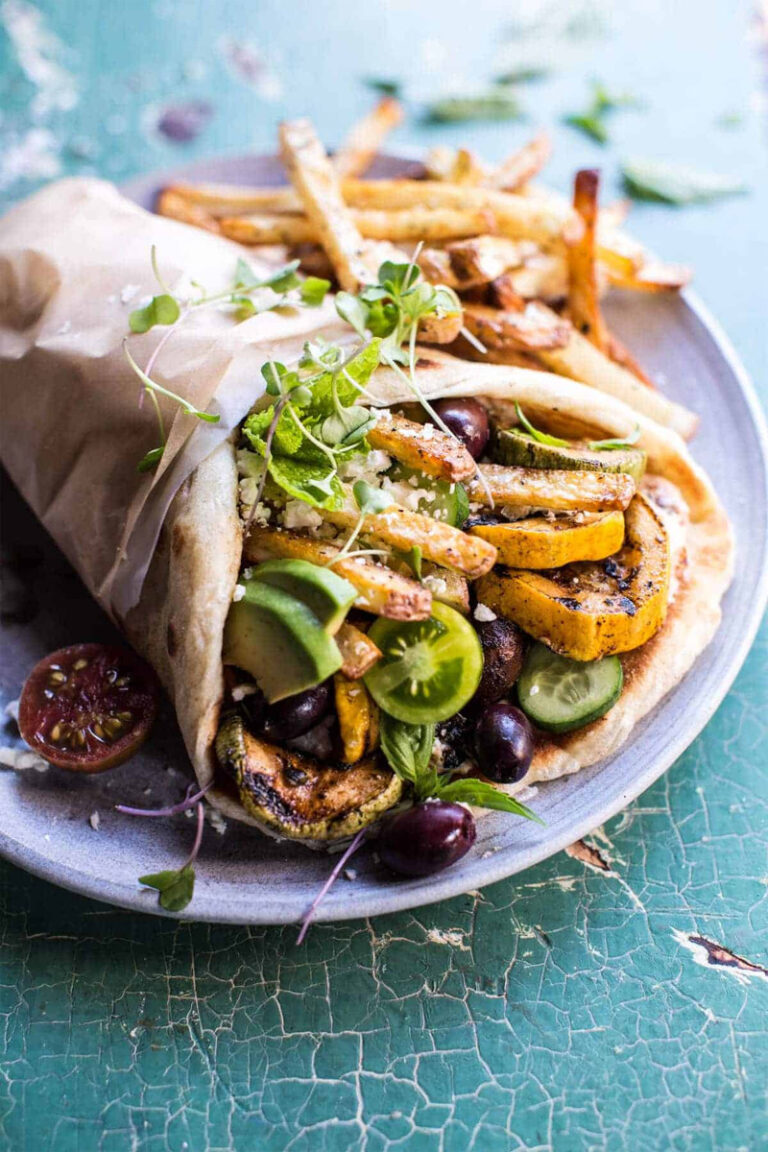 Grillowany gyros z&nbsp;cukinii z&nbsp;tzatziki z&nbsp;suszonych pomidorów – pomysł na lekki posiłek, który zachwyci każdego