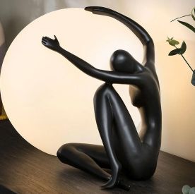 Już nie zwykła lampa. Ten trend 2026 zamienia salon w designerską galerię