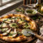 Pizza z&nbsp;gorgonzolą, dynią i&nbsp;gruszką – połączenie, które zachwyca smakiem
