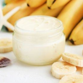 Maseczka z&nbsp;banana na twarz. Genialny sposób na młodą skórę