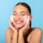 Oczyszczanie cery mieszanej bez uczucia „ściągnięcia”